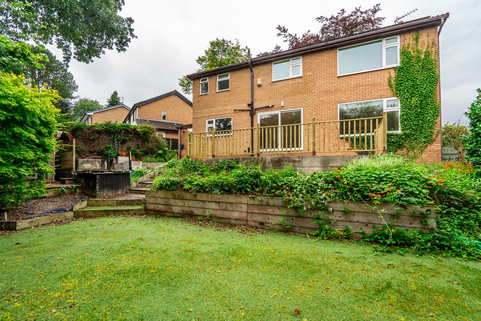 5 bed property in Carr Lane, Chorley
